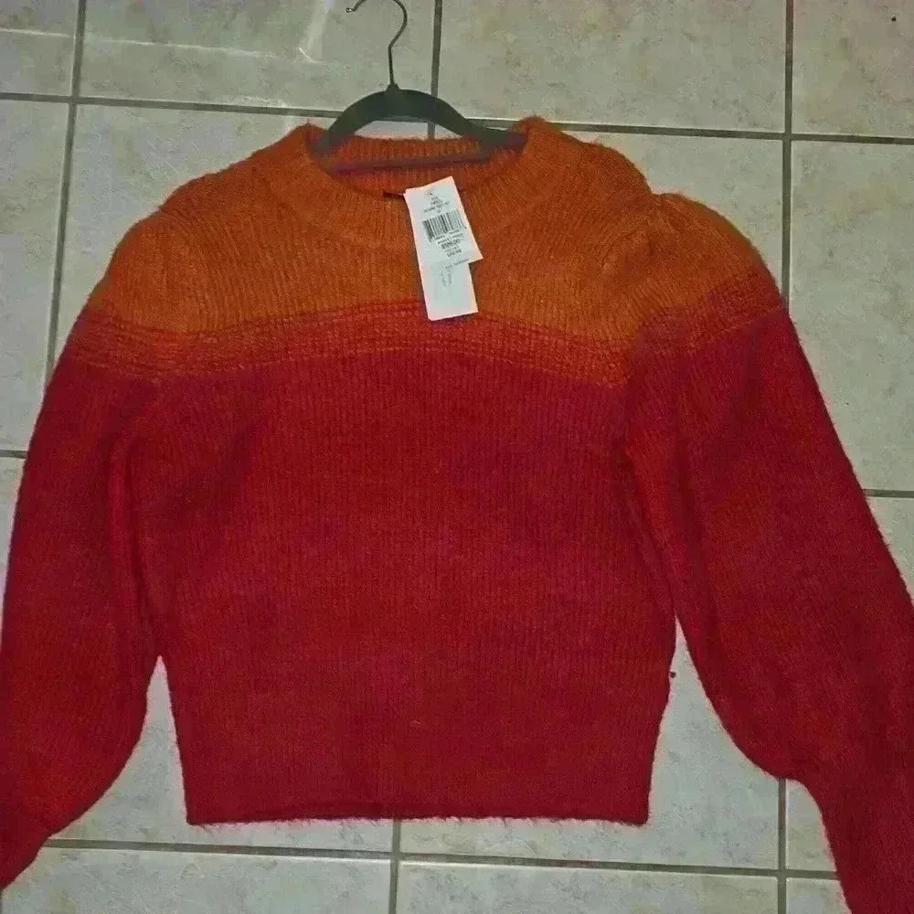 NWT FRENCH CONNECTION CROP WOOL SWEATER - Picture 1 of 3
